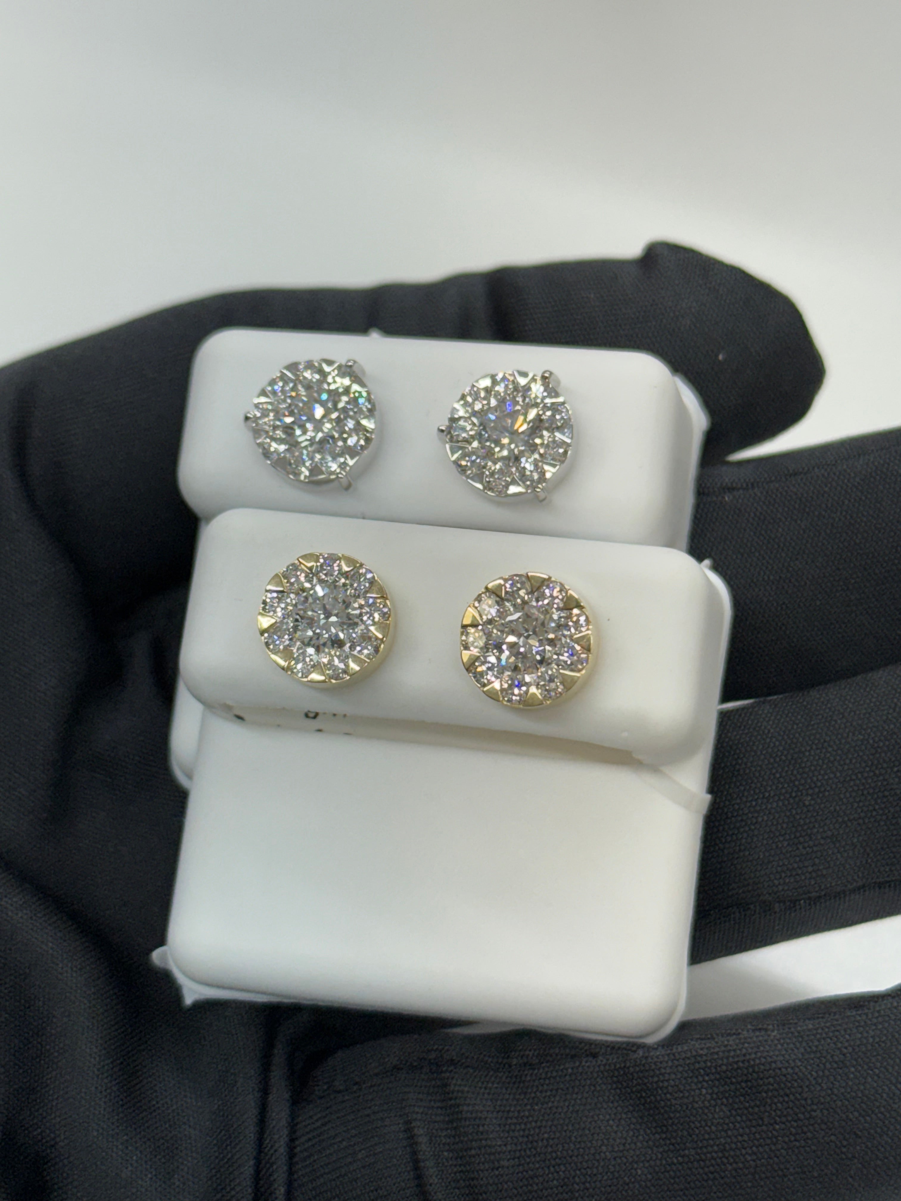 Cluster Diamond earrings 2.50ctw