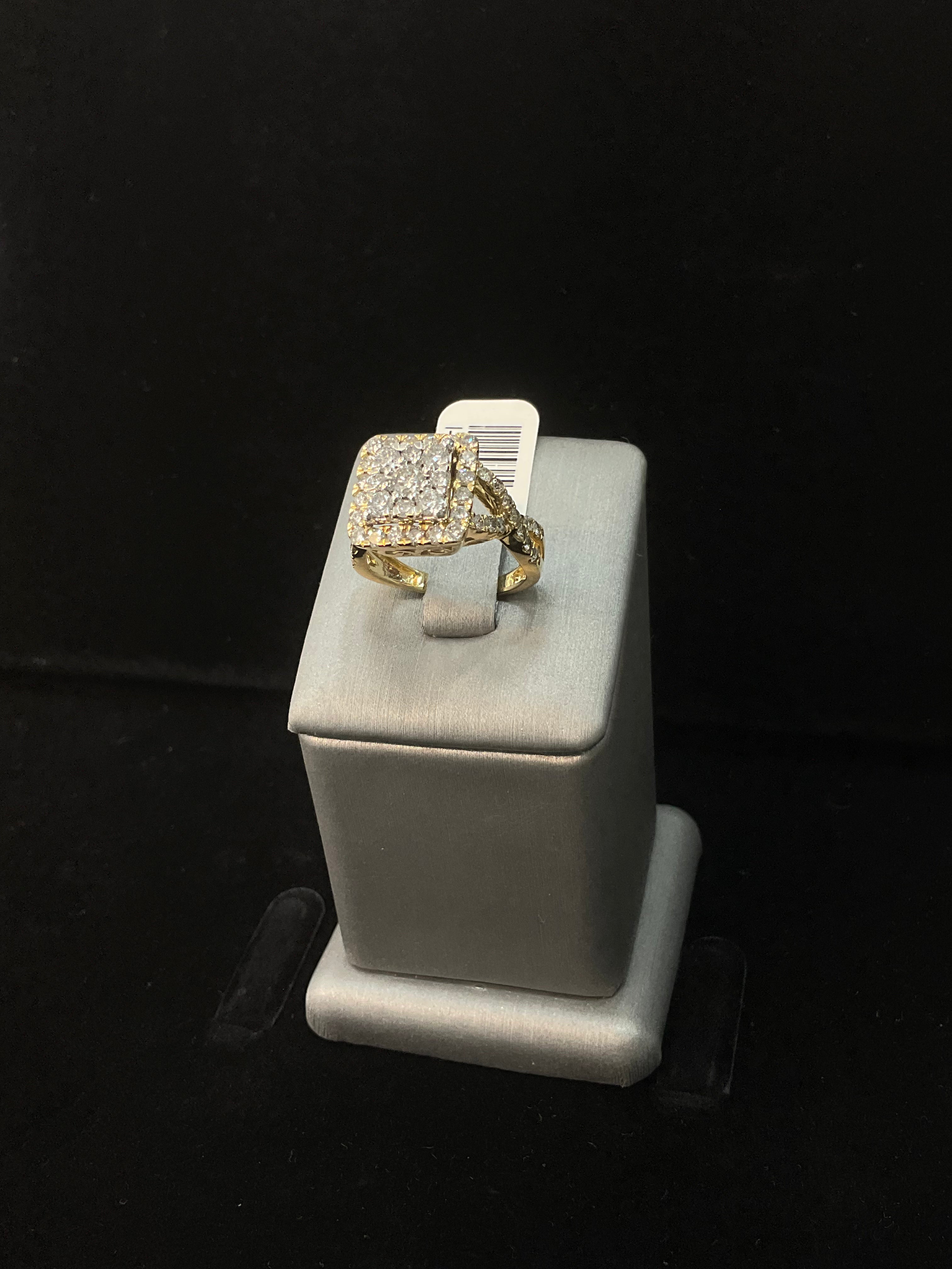 14KT Engagement Ring