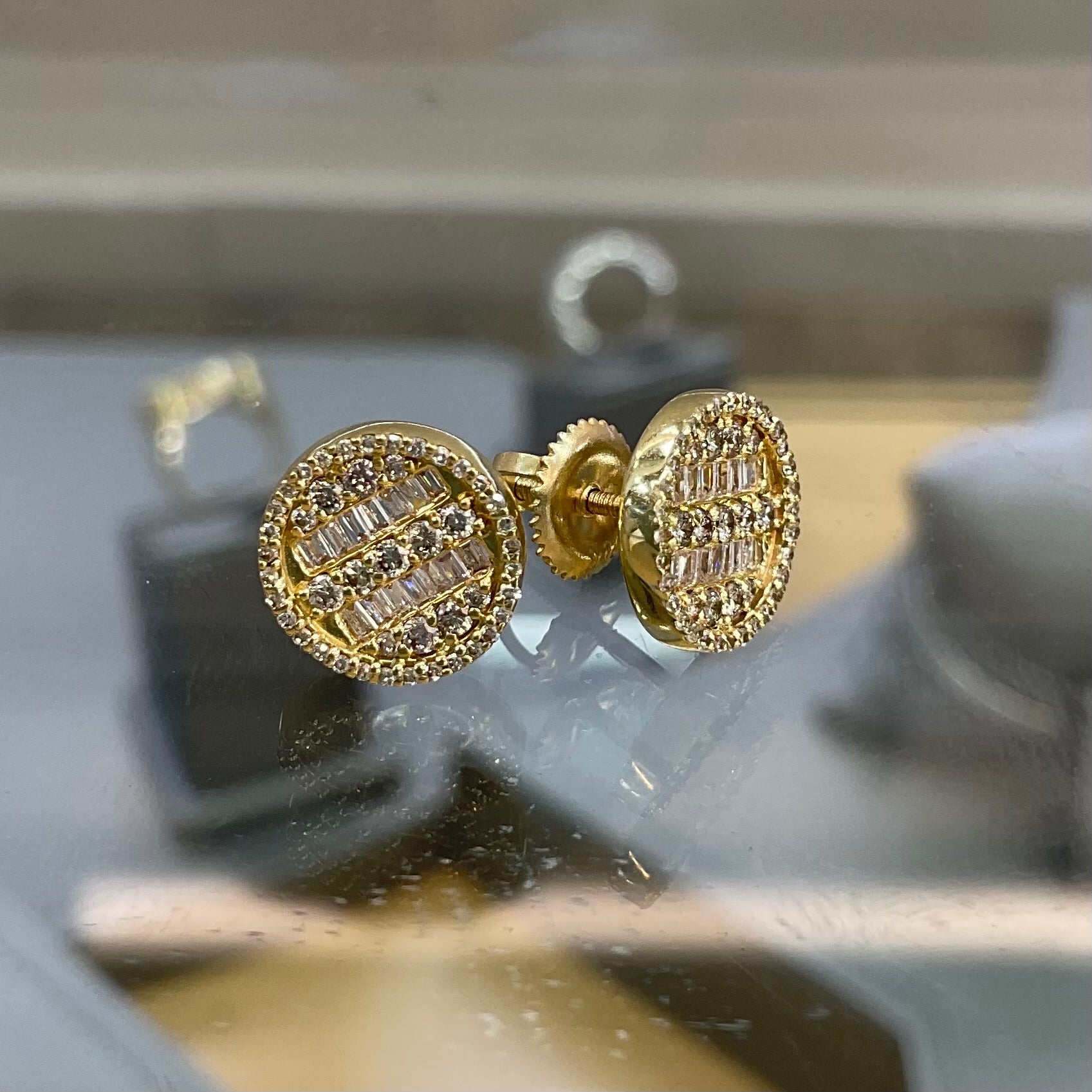 10kt BAGUETTE/ROUND DIAMOND EARRINGS