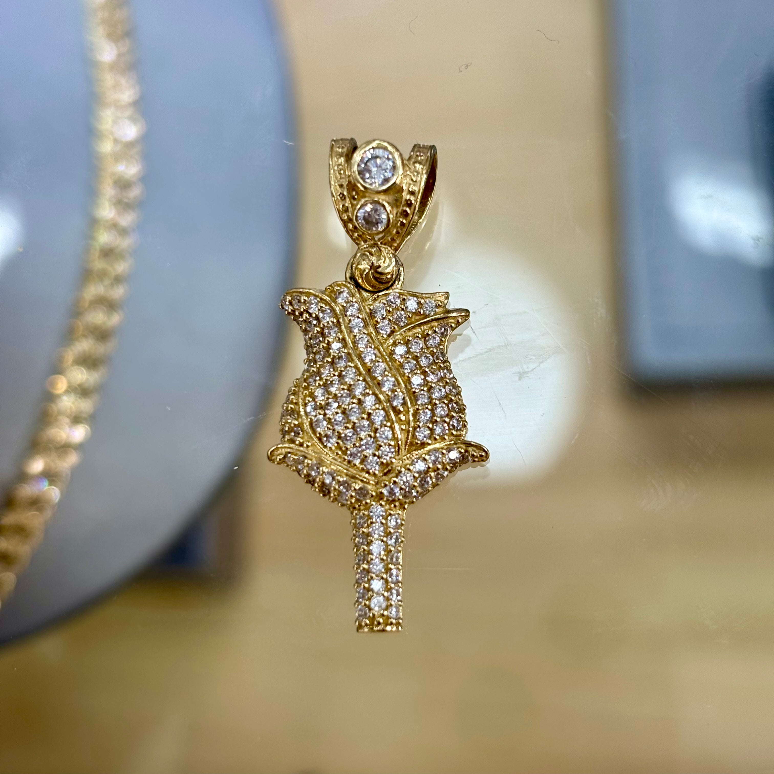14KT GOLD  ROSE PENDANT