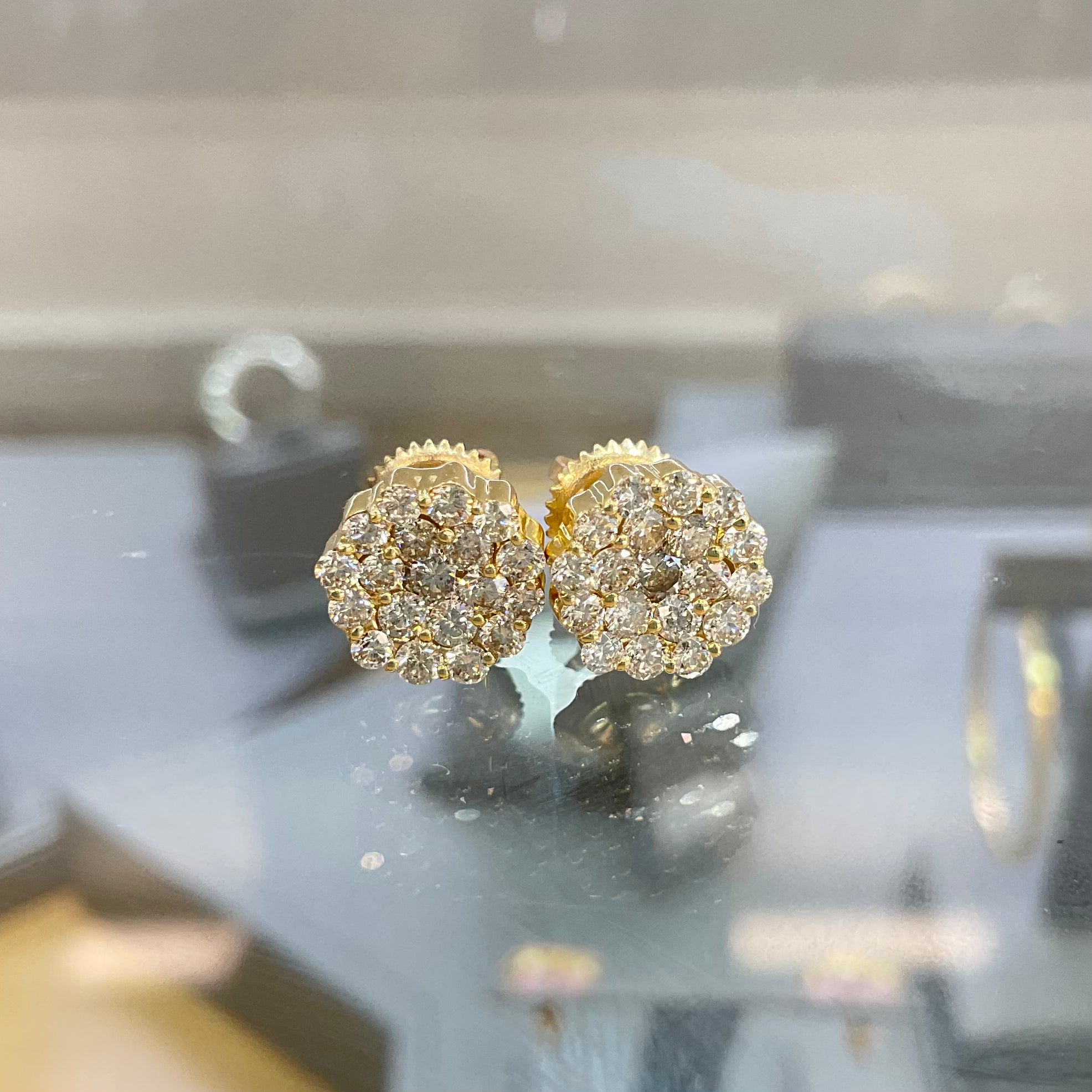 14KT Cluster Diamond Errings