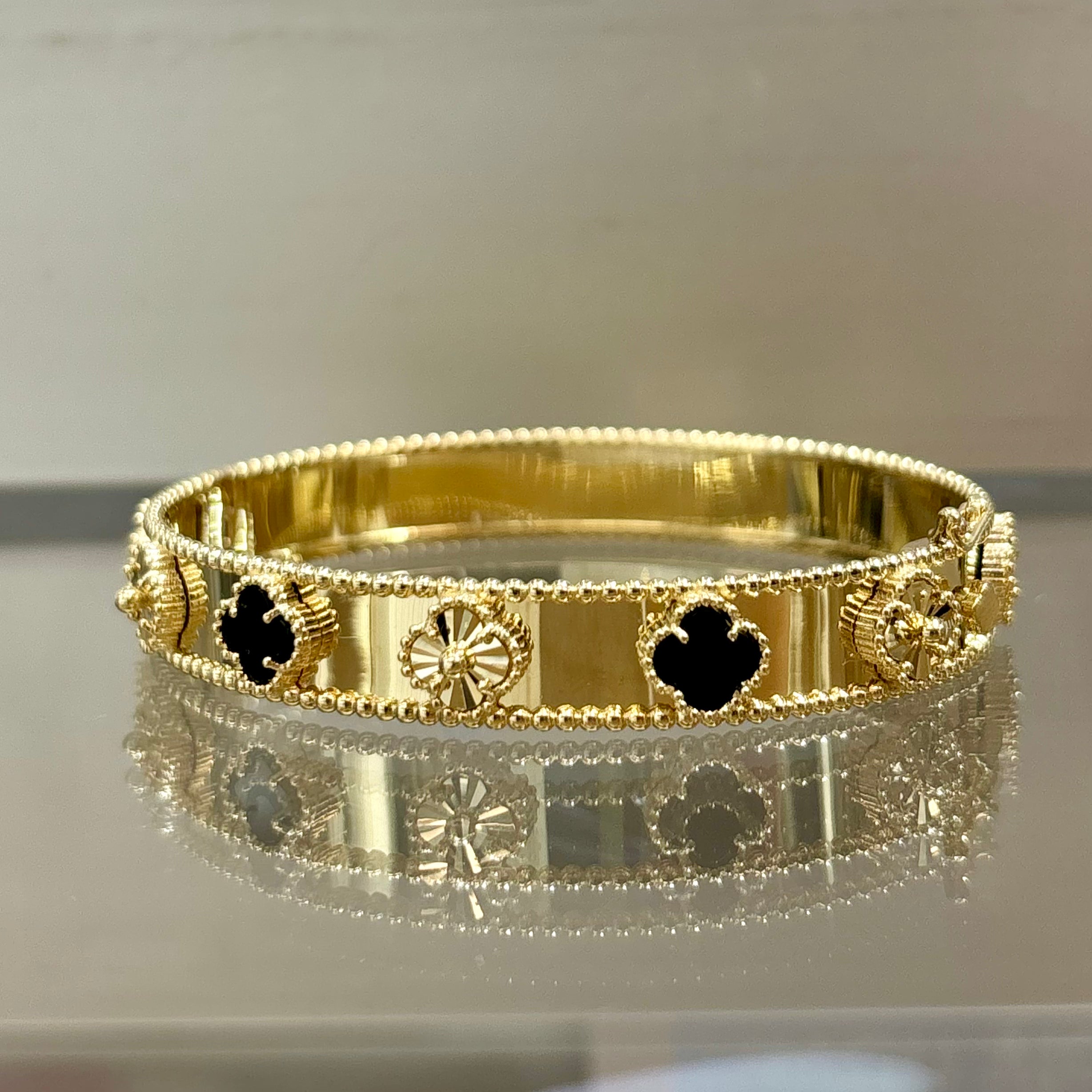 14KT SOLID DESIGNER BANGLE