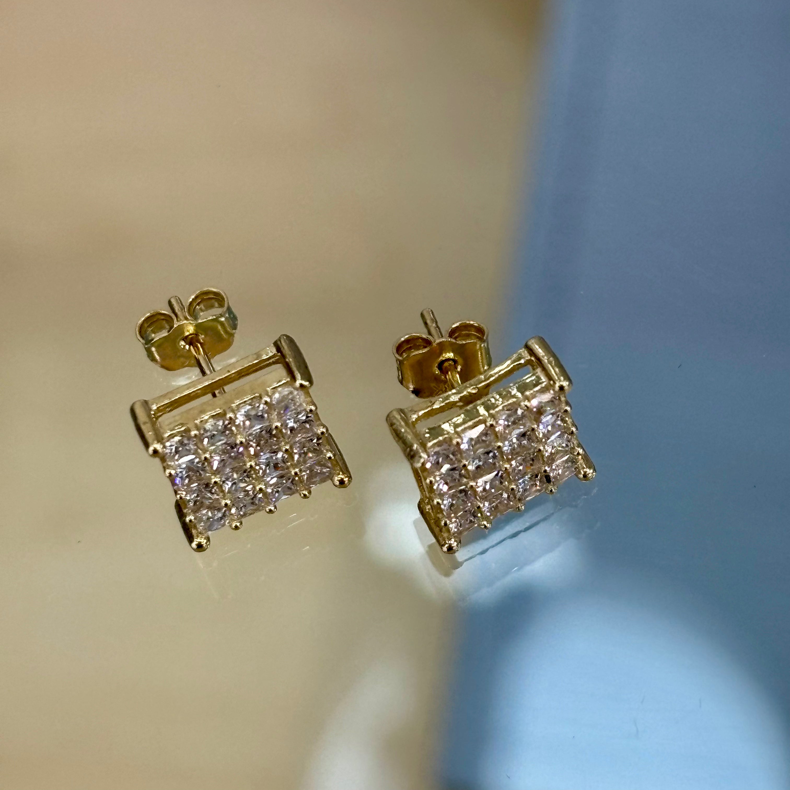 14KT Square Earrings
