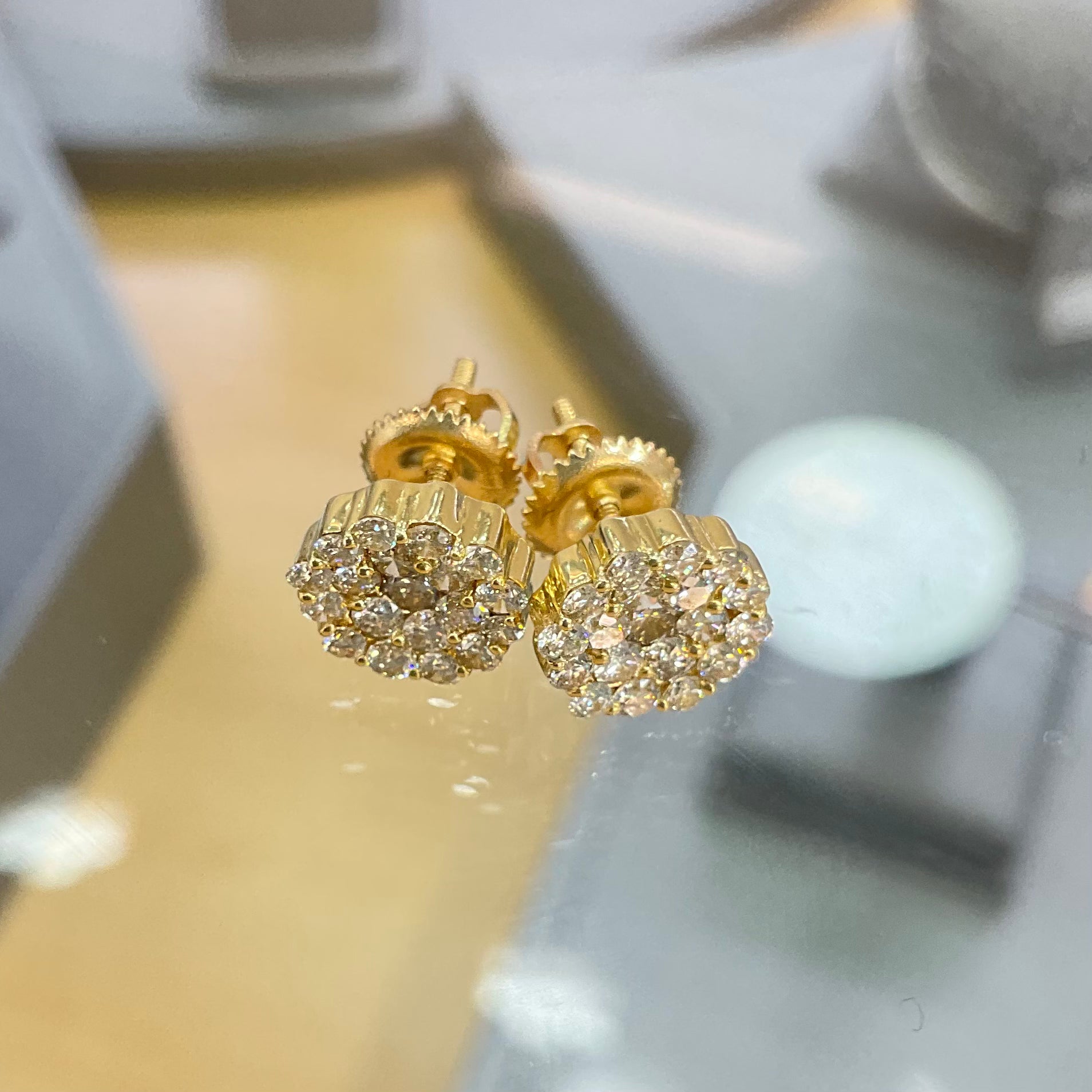 14KT Cluster Diamond Errings