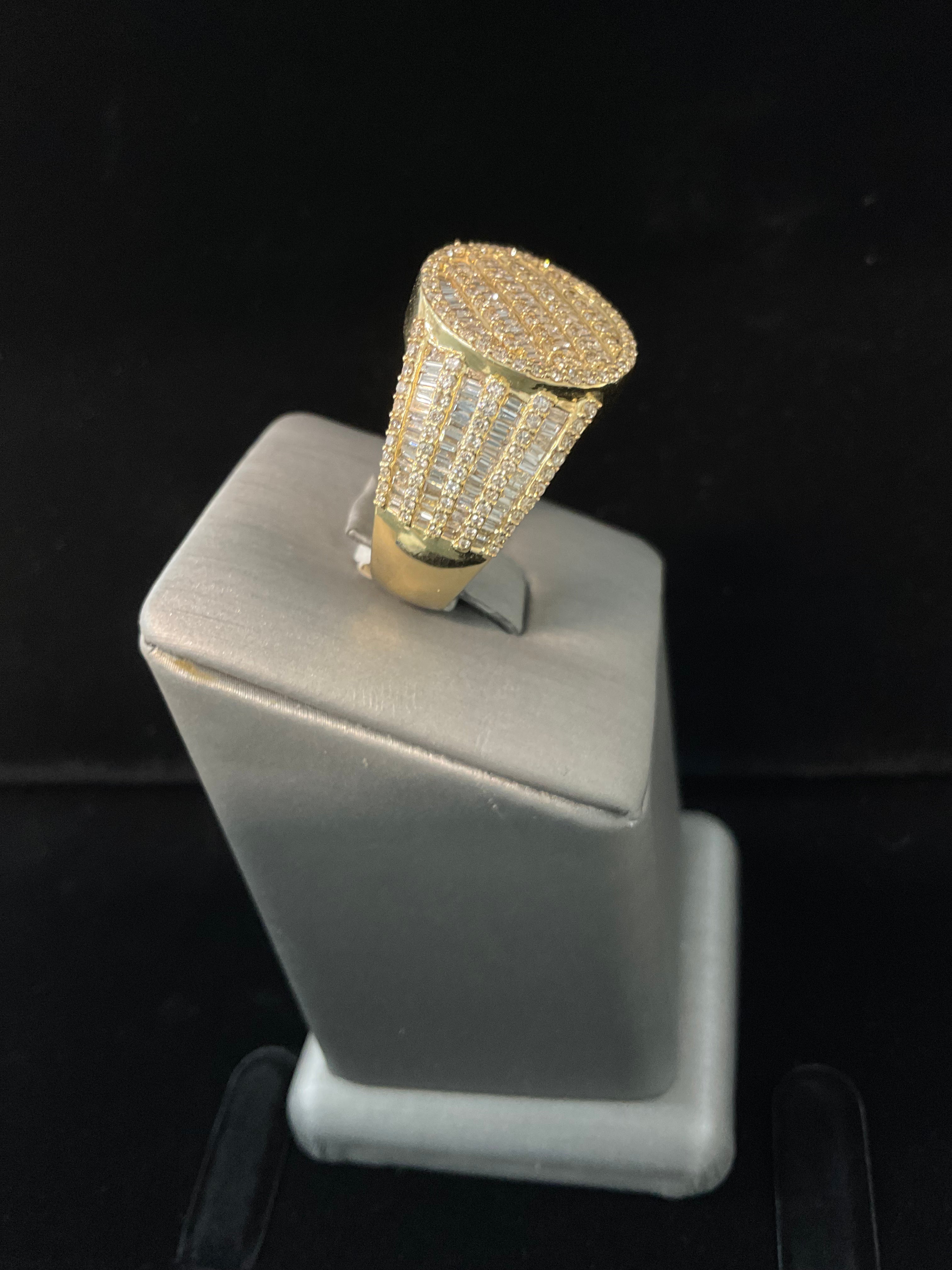10KT Diamond Men’s Ring