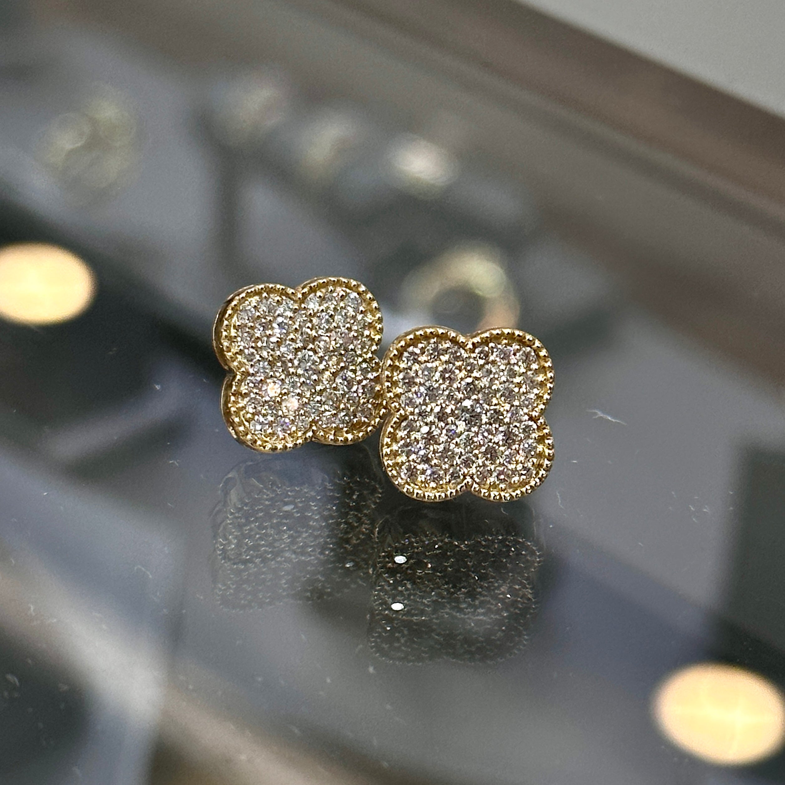 14KT VS1 Designer Earrings